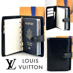 🌎LOUIS VUITTON Passport Holder Agenda PM